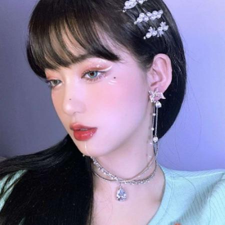 苍井优（饰 高荷惠） - 马酷电影大全在线观看8 - 线上看电影